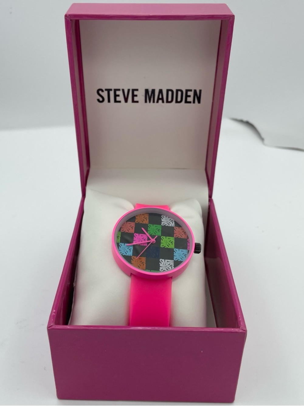 Steve Madden multicolor pink silicon fashion hand watch - Picture 11 of 11